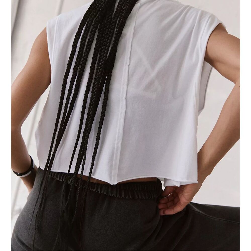 Free People FP movement Inspire Tank top in white small NWOT - Picture 4 of 6